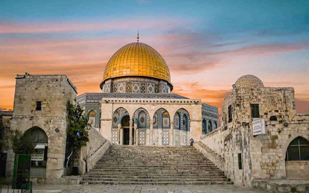 تعبير عن المسجد الأقصى بالانجليزي قصير