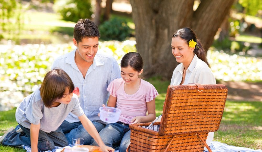 تعبير عن السفر مع العائلة