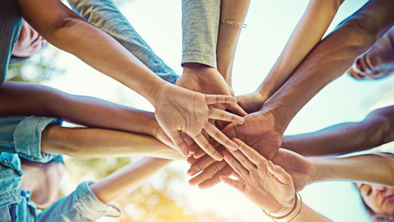 موضوع تعبير عن الصداقة