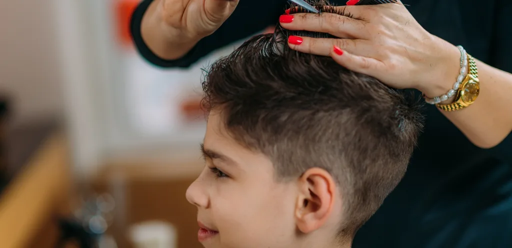 أجمل قصات شعر اطفال اولاد مدرج