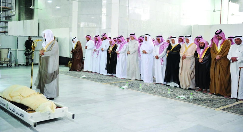 صلاة الميت كيف تصلى للنساء