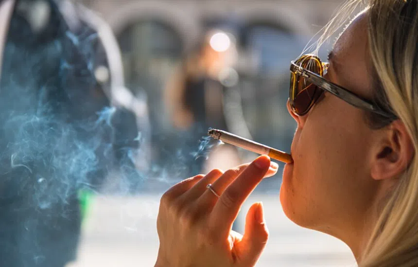 فوائد ترك التدخين للبشرة