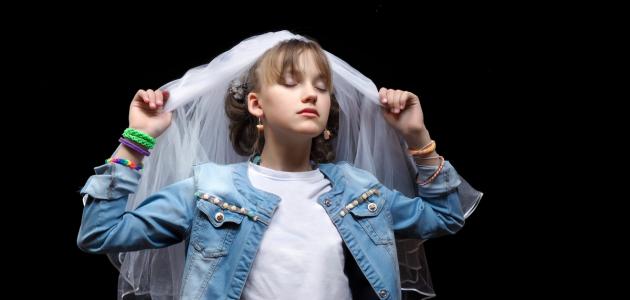 أسباب الزواج المبكر.. لماذا يعتبر الزواج المبكر خيارًا أفضل أحيانًا؟