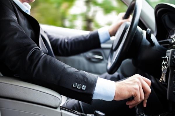 ما هي السيارة الاوتوماتيك