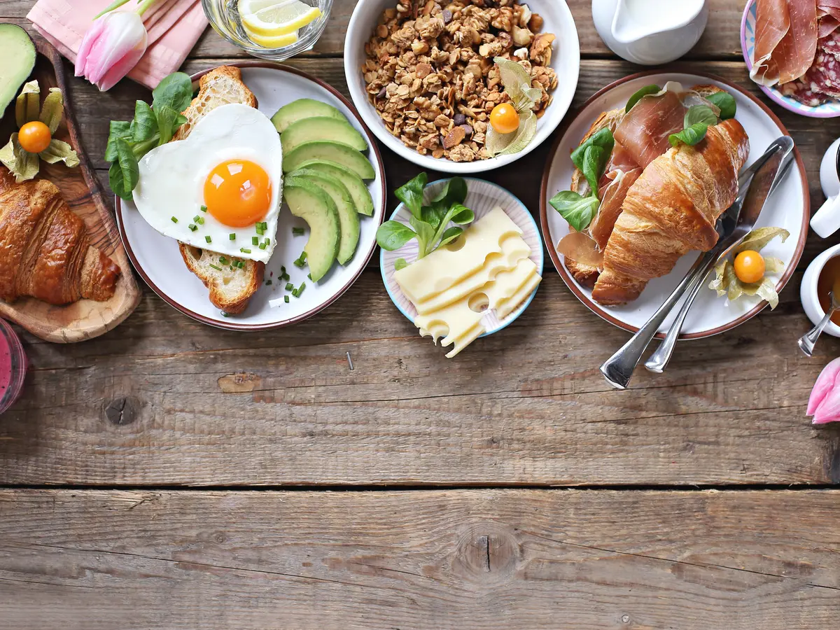 ما هي أنواع الأكل التي تساعد على فقدان الوزن