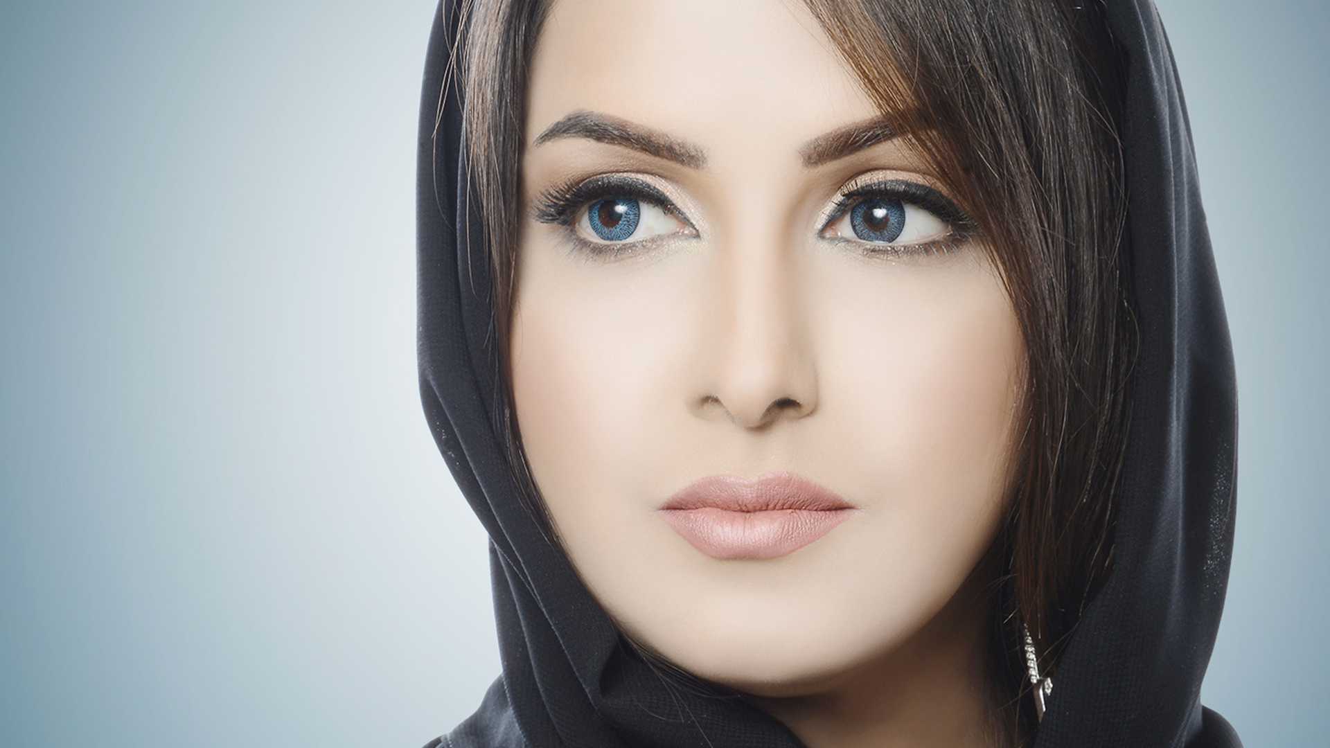 من هي سكينة المشيخص