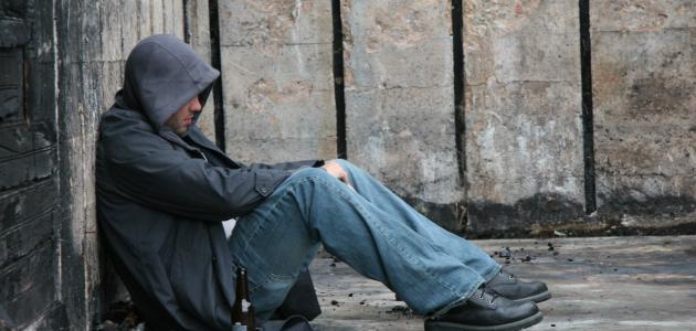 أسباب انحراف الشباب