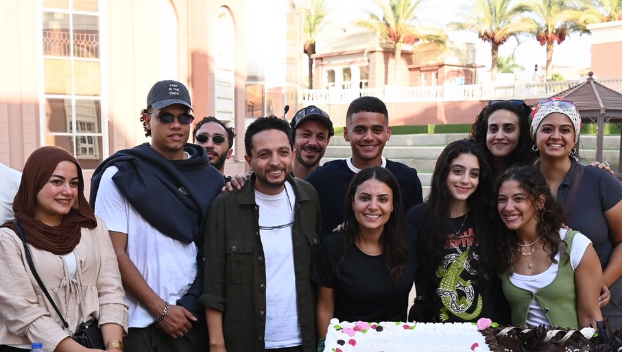 يوسف رأفت يبدأ تصوير مسلسل “ميد تيرم” مع ياسمينا العبد وجلا هشام في دراما شبابية جديدة