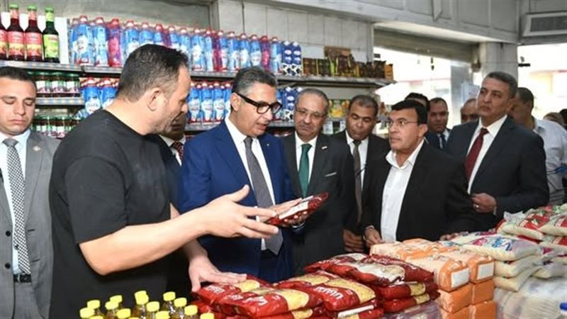 وزير التموين يتفقد الأنشطة التموينية بالقاهرة لمتابعة الأسواق وضمان توافر السلع