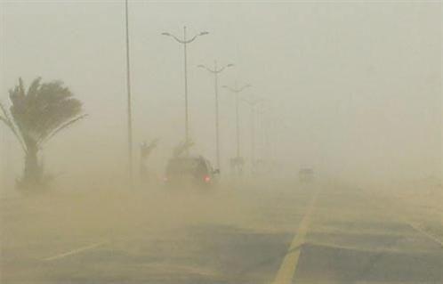 توقعات الأرصاد: رياح نشطة وغبار على عدة مناطق اليوم