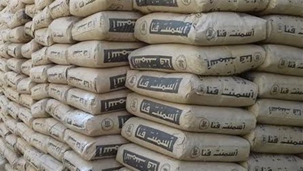 استقرار أسعار الأسمنت في الأسواق بعد زيادة 200 جنيه للطن
