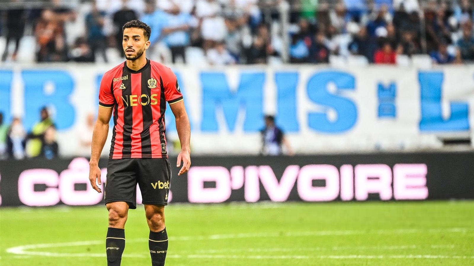 محمد عبد المنعم يحسم موقفه من العودة إلى الأهلي ويفضل الاستمرار في أوروبا