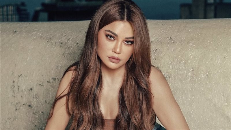 هيفاء وهبي تطرح فيديو كليب “إحنا الشلة” وسط تفاعل جماهيري واسع