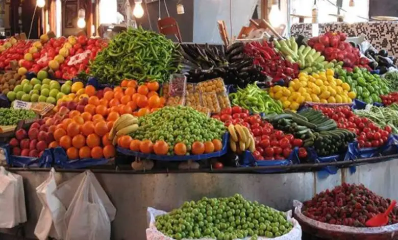 استقرار أسعار الخضروات والفاكهة في سوق العبور اليوم الإثنين 17 نوفمبر 2025