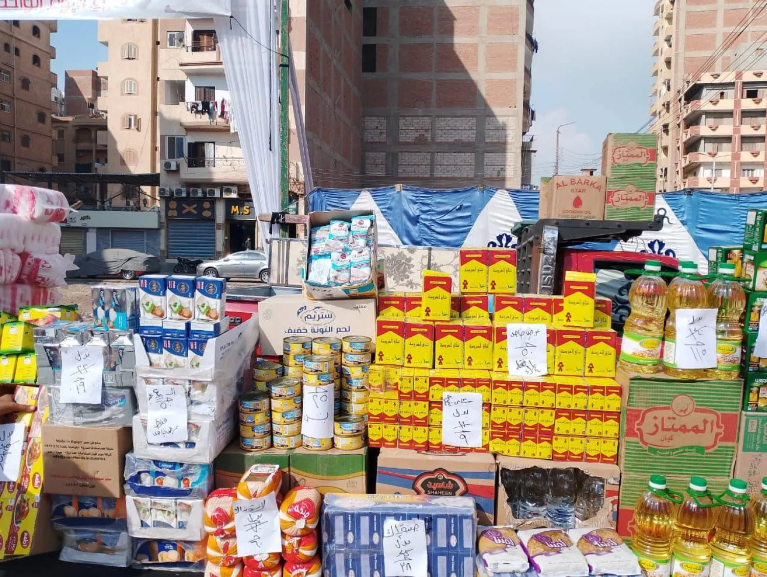 التموين تبحث مع شعبة المواد البترولية آليات ضبط الأسعار وتحسين الخدمات