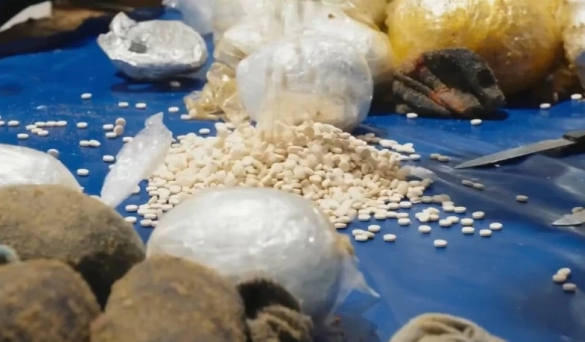 «زاتكا» تحبط تهريب 58721 حبة كبتاجون في منفذ الحديثة