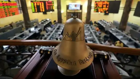 البورصة المصرية تسجل تراجعًا جماعيًا الثلاثاء وصعود طفيف للموارد الأساسية