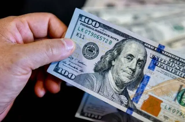استقرار سعر الدولار في ختام تعاملات الخميس أمام الجنيه المصري