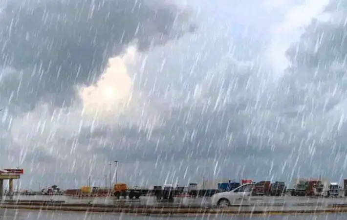 الأرصاد تحذر: أمطار رعدية وانخفاض درجات الحرارة حتى السبت