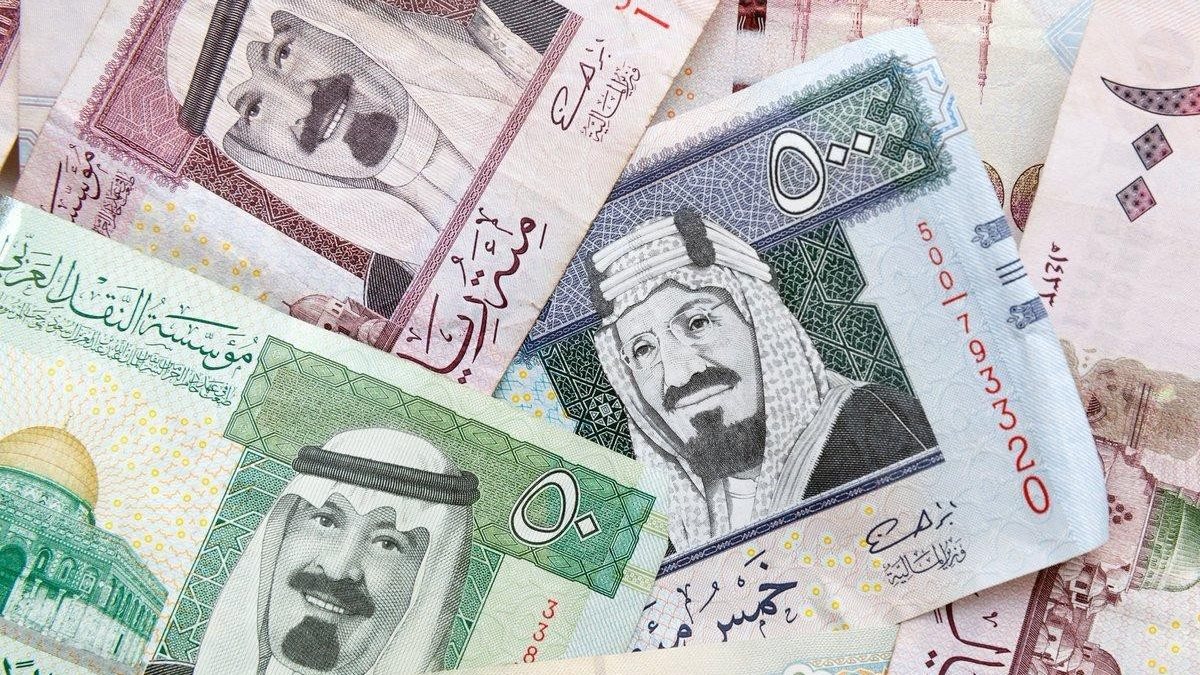 استقرار سعر الريال السعودي أمام الجنيه المصري اليوم الاثنين