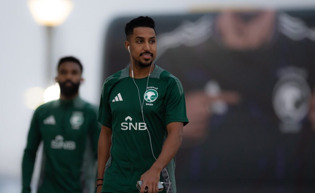 سالم الدوسري يدخل نادي المئة دولياً مع المنتخب السعودي