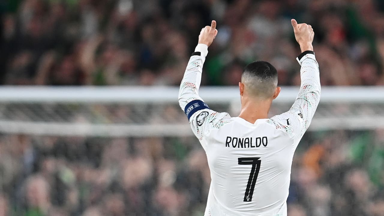 فيفا يثير جدلاً باستبعاد كريستيانو رونالدو من البوستر الرسمي لكأس العالم 2026