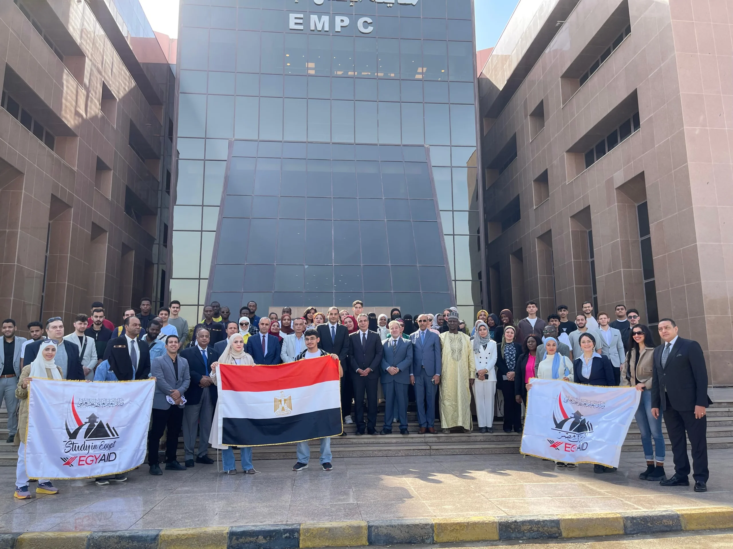 مدينة الإنتاج الإعلامي تستقبل وفدًا دبلوماسيًا وجاليات عربية وافريقية لتعزيز مبادرة ادرس في مصر