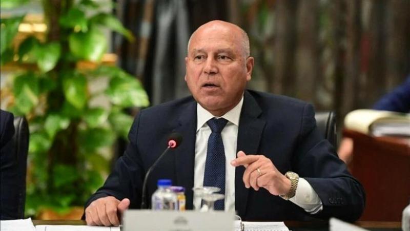 الفريق كامل الوزير يتفقد جناح اتحاد الصناعات المصرية في إيديكس 2025 لتعزيز توطين الصناعة الوطنية