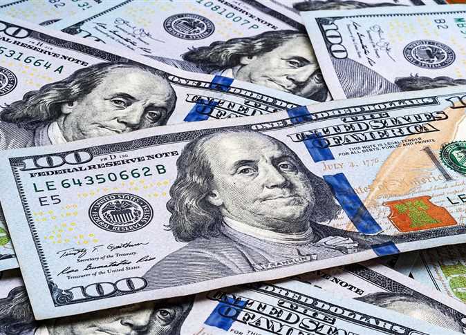 استقرار سعر الدولار أمام الجنيه في البنوك المصرية اليوم