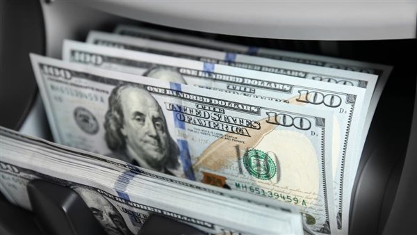 استقرار سعر الدولار أمام الجنيه في البنوك المصرية اليوم الثلاثاء