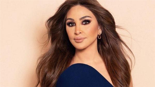إليسا تشيد بأداء منى زكي في فيلم “الست” وتجدد الإعجاب بكوكب الشرق