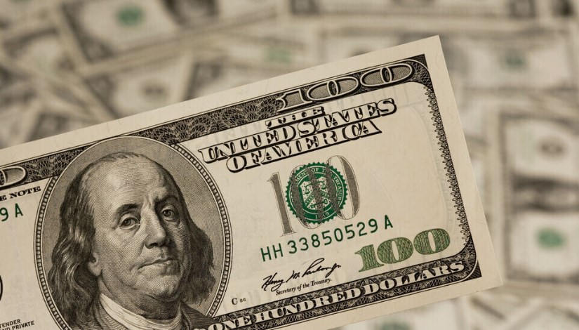 تراجع جديد في سعر الدولار أمام الجنيه المصري بنهاية تعاملات الأحد