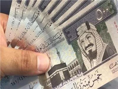 استقرار سعر الريال السعودي أمام الجنيه المصري في البنوك اليوم الثلاثاء