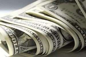 تراجع سعر الدولار أمام الجنيه في البنوك المصرية اليوم الثلاثاء
