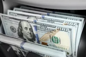 استقرار سعر الدولار أمام الجنيه المصري اليوم الخميس بالبنوك
