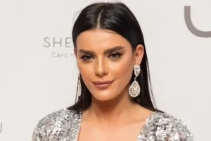 هبة السيسي تبدأ أولى جلسات العلاج الكيميائي بعد معركتها مع السرطان