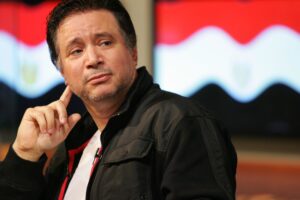 إفراج نجل إيمان البحر درويش بعد قضائه ثلاث سنوات بالسجن