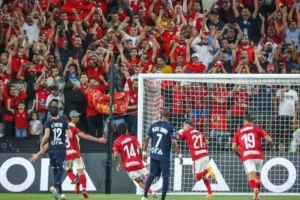 قبل موقعة رادس.. 5 أزمات تضغط على الأهلي قبل مواجهة الترجي في دوري أبطال أفريقيا