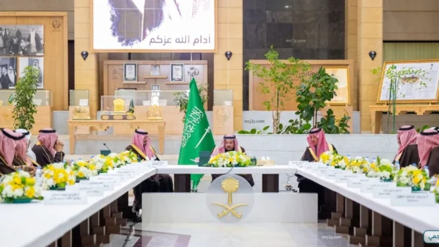 أمير القصيم يترأس اجتماع المسارات السياحية