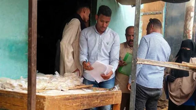 حملات مكثفة تضبط مخالفات المخابز بأسوان