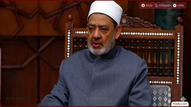 شيخ الأزهر يُعزّي رئيس الوزراء في وفاة والده اللواء كمال مدبولي