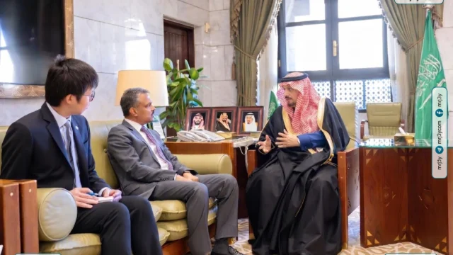 محافظ الدرعية يستقبل سفير سنغافورة