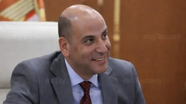 وزير العمل