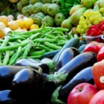 تباين أسعار الخضراوات والفاكهة بالأسواق اليوم الاثنين 25 مايو