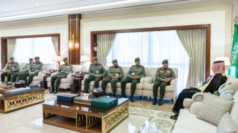أمير الشرقية يطلع على جاهزية استقبال الحجاج بالمنافذ