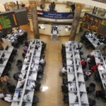 القطاعات ترتفع في البورصة المصرية وسط جلسة متباينة