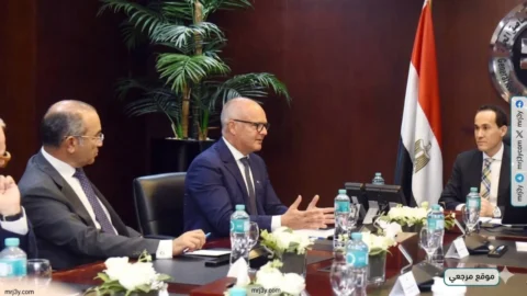 الدكتور محمد عوض الرئيس التنفيذي للهيئة العامة للاستثمار والمناطق الحرة