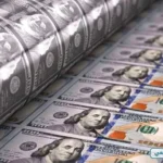 سعر الدولار يقفز في 10 بنوك ويتجاوز 53 جنيها وسط ضغوط عالمية