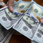 سعر الدولار يرتفع أمام الجنيه في 10 بنوك وسط ضغوط مالية