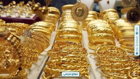 توقعات اسعار الذهب 2026 خبير اقتصادي يتوقع صعود الاونصة الى 5900 دولار